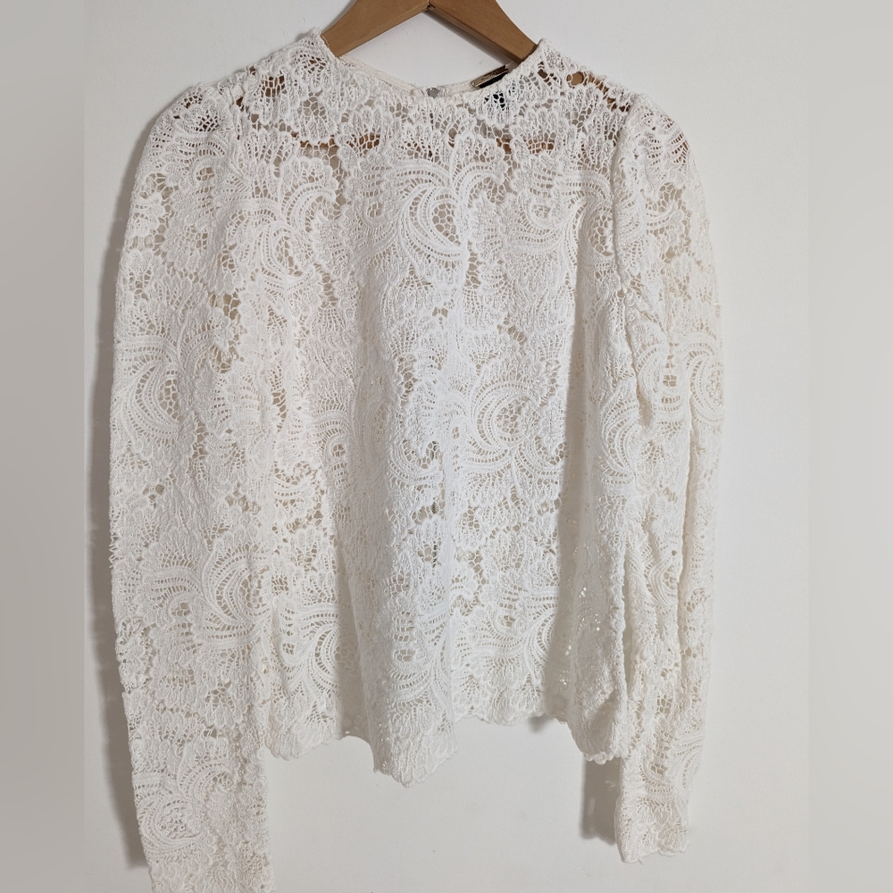 Magaschoni lace blouse, white, size 8